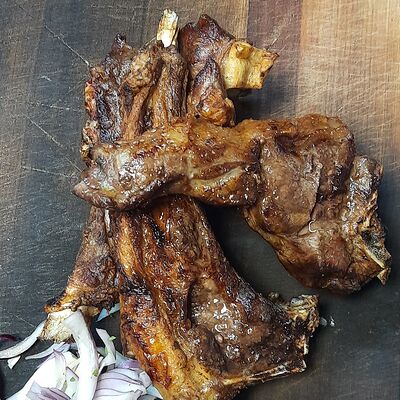 Корейка баранья в Золотой шампур по цене 690 ₽