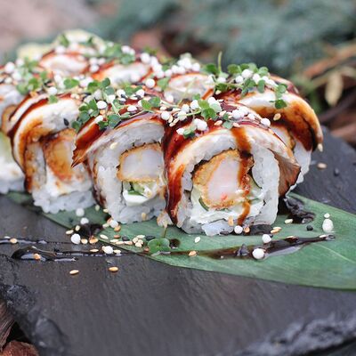 Ролл Унаги Эби в Uminami по цене 1200 ₽