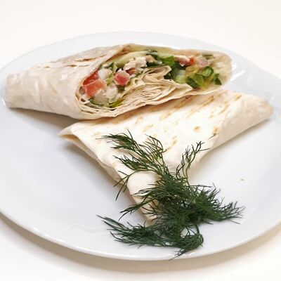 Ролл с цыпленком в Дуровъ по цене 250 ₽