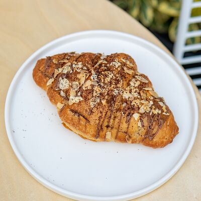 Круассан с нутеллой в Karma по цене 625 ₽