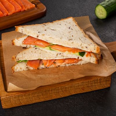 Сэндвич Филадельфия с форелью в Кофе Рам по цене 630 ₽