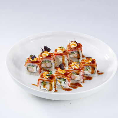 Ролл Красный дракон в Pascucci cafe по цене 540 ₽