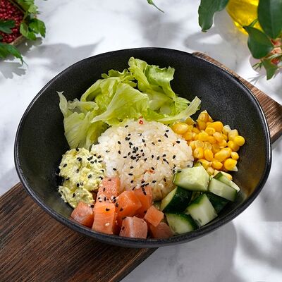 Боул с семгой в Петрушка по цене 636 ₽