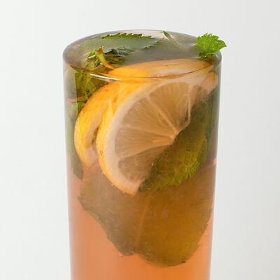 Чай Биарриц Grand в Surf Coffee x Element по цене 395 ₽