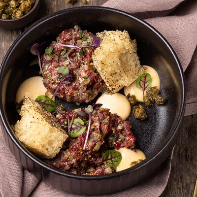 Тартар из говядины в Ганс и Марта по цене 850 ₽