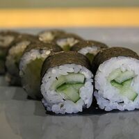 Маки огурец в Tokyo