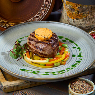 Филе-миньон на гриле в Балканский гурман по цене 1550 ₽