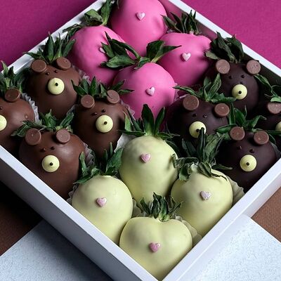 Клубника в шоколаде Sweet bears M в Mosfresa по цене 3590