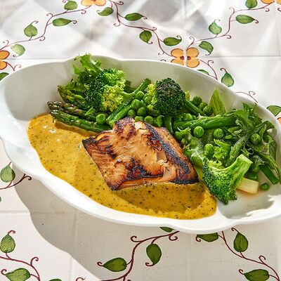 Треска со спаржей в Двор Помидор по цене 1400