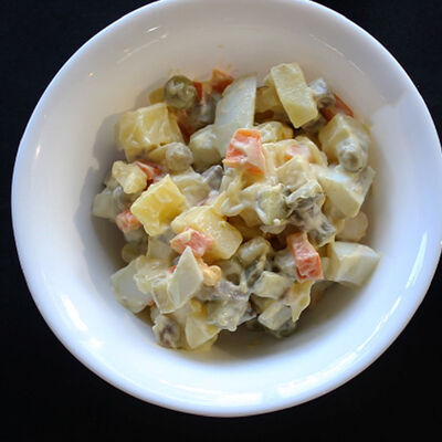 Оливье в Джон Вкусный по цене 9000 ₽