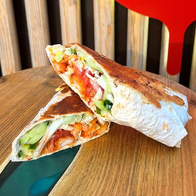 Свит чили ролл с креветками в Umami по цене 520 ₽