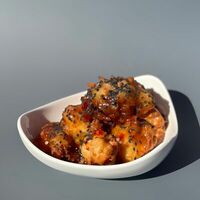 Осьминоги в темпуре и соусе сладкий Чили в Сайко