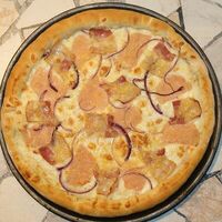 Пицца Карбонара в Chesto pizza