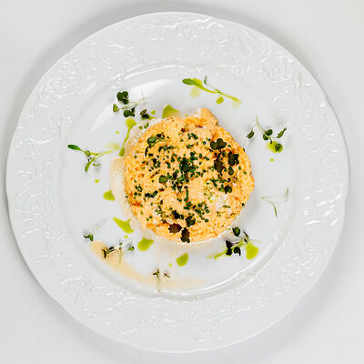 Скрембл с домашней страчателлой, угрем и запечённым в глазури бататом в Sabor de la Vida по цене 1250 ₽