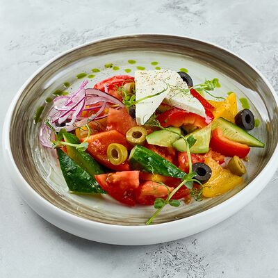 Салат греческий в Keto & Kote Грузинская кухня по цене 511 ₽