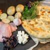 Пирог с курицей, картошкой и сыром в Осетинские пироги по цене 630