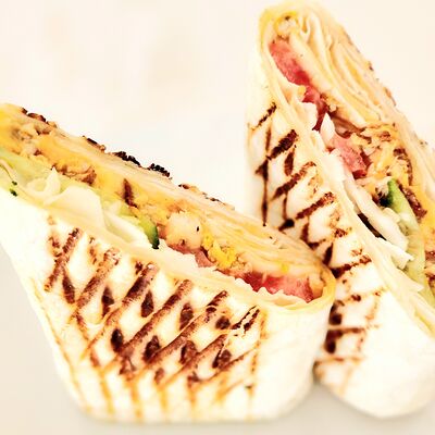 Шаурма Гурман классическая в Гурман по цене 250 ₽