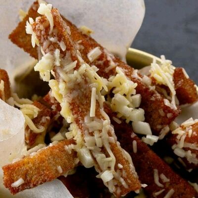 Гренки с сыром в NonameLoungeSpb по цене 160 ₽