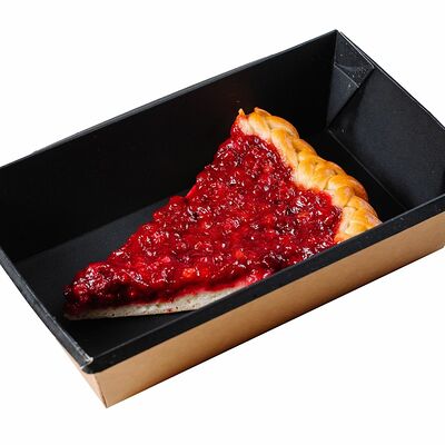 Пирог с брусникой в Дежавю по цене 145 ₽