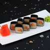 Ролл с лососем в соусе спайси в Sushic по цене 490