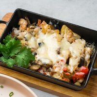 Горячая сковородка со свининой в D Lounge