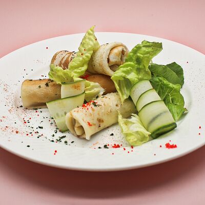 Блины с рыбой в Еще одна кондитерская Академик по цене 585 ₽