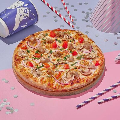 Пицца Том ям с курицей 24 см в Dostaевский по цене 573 ₽