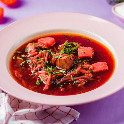 Борщ в Двор Помидор по цене 330