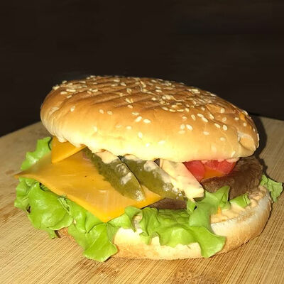 Чизбургер в HotDogger на Белорусской по цене 450 ₽