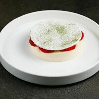 Крем с юдзу и клубникой в Пхипхи