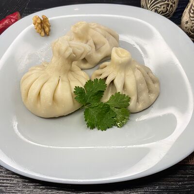 Хинкали со свининой и говядиной в Грузинская пекарня по цене 479 ₽