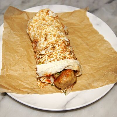 Ролл с люля из баранины в Халяль по цене 280 ₽