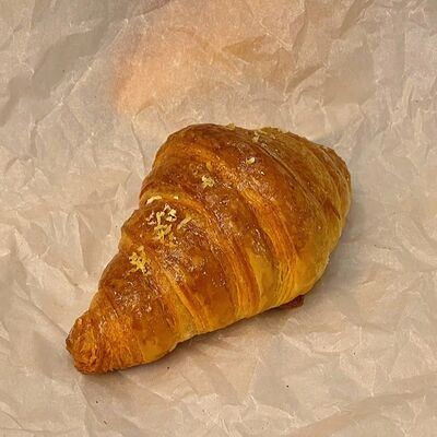 Круассан с лимоном в Блеск по цене 200