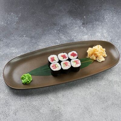 Ролл с тунцом и огурцом в 1st Gallery Lounge по цене 395 ₽