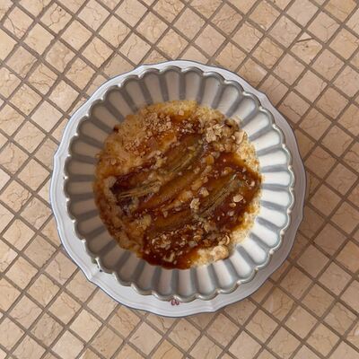 Кукурузная каша на альтернативном молоке с бананом и карамелью в Мари по цене 390 ₽