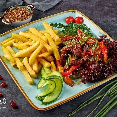 Мясо по-уйгурски в Чайхана Фаррух по цене 710 ₽