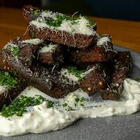 Чесночные гренки в Ярды Superbar