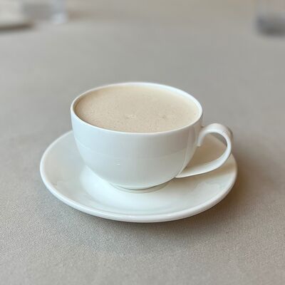 Раф Халвав УГОДНИКИ по цене 429 ₽