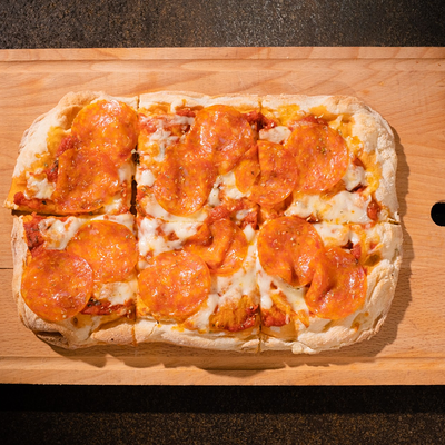 Римская пицца Пепперони в Фабрика по цене 720 ₽