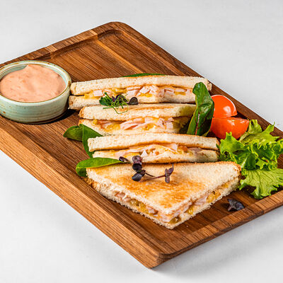 Тосты с ветчиной в Фёст по цене 270 ₽