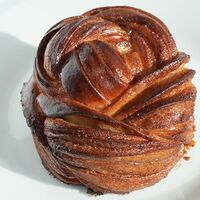 Булка с корицейв Bageatteria