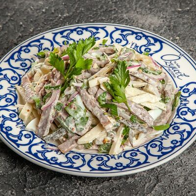 Салат с говядиной и языком в Ozyurt по цене 625