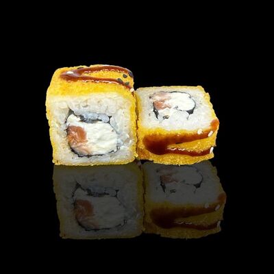 Темпура ролл сливочный с лососемв Bankrolls по цене 520 ₽