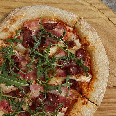 Пиццетта Мясная в FRIENDLOUNGE по цене 580 ₽