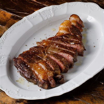Стейк Рибай Dry Aged в Salone Pasta & Bar по цене 6900 ₽