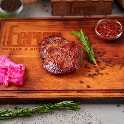 Свиная шейка на гриле в Рестобар Ферум по цене 420