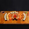 Японский менеджер в Sushi Sale по цене 1820