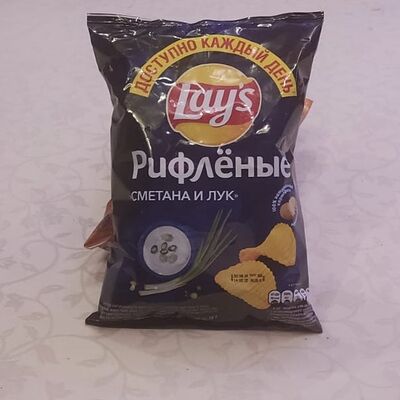 Чипсы Lay's Рифленые Сметана и Лук в Шаурма гриль по цене 155 ₽