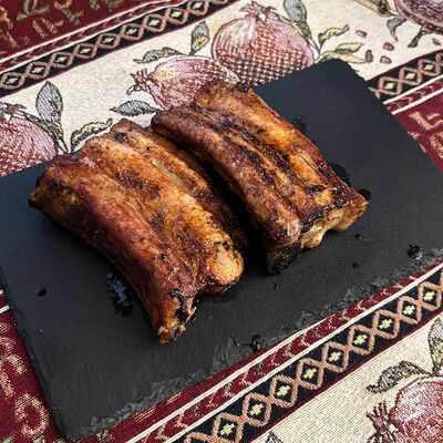 Шашлык из свинины на рёбрах в Каракилис по цене 749 ₽