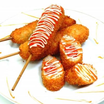 Хот-дог корейский в Shan shan по цене 599 ₽